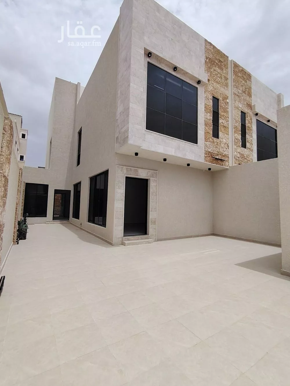5 bedroom villa in Al Rimal 19