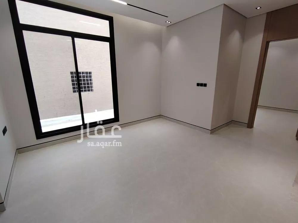 5 bedroom villa in Al Rimal 3