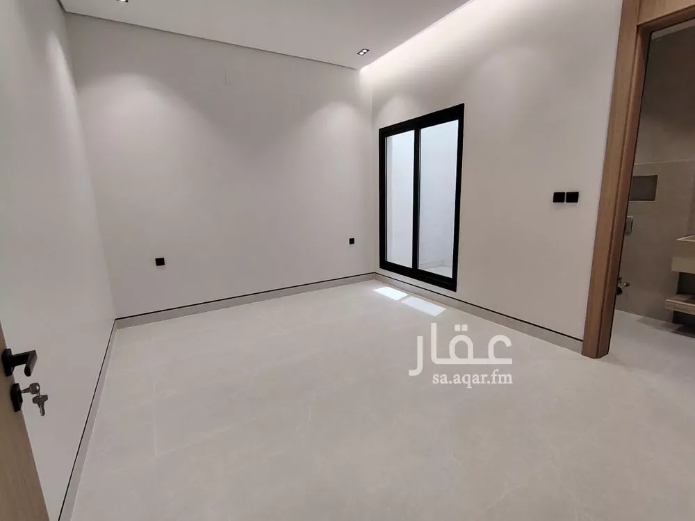 5 bedroom villa in Al Rimal 23