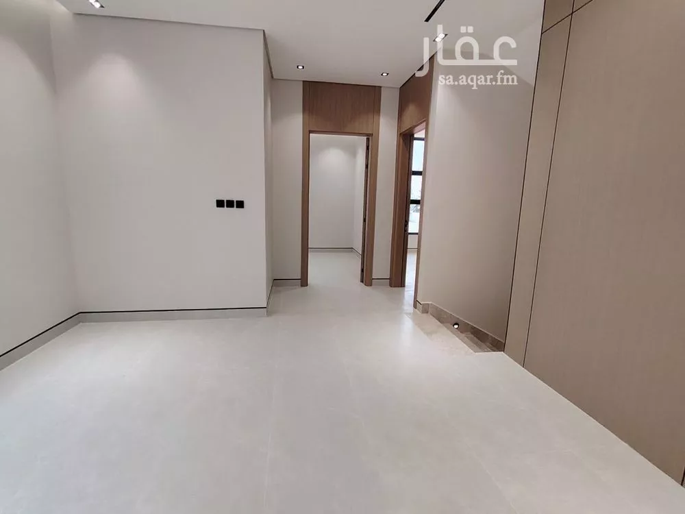 5 bedroom villa in Al Rimal 10