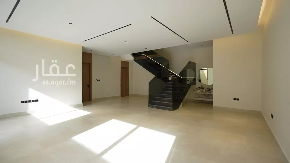 4 bedroom villa in Al Qairawan 11