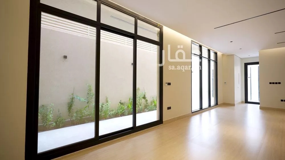 4 bedroom villa in Al Qairawan 20