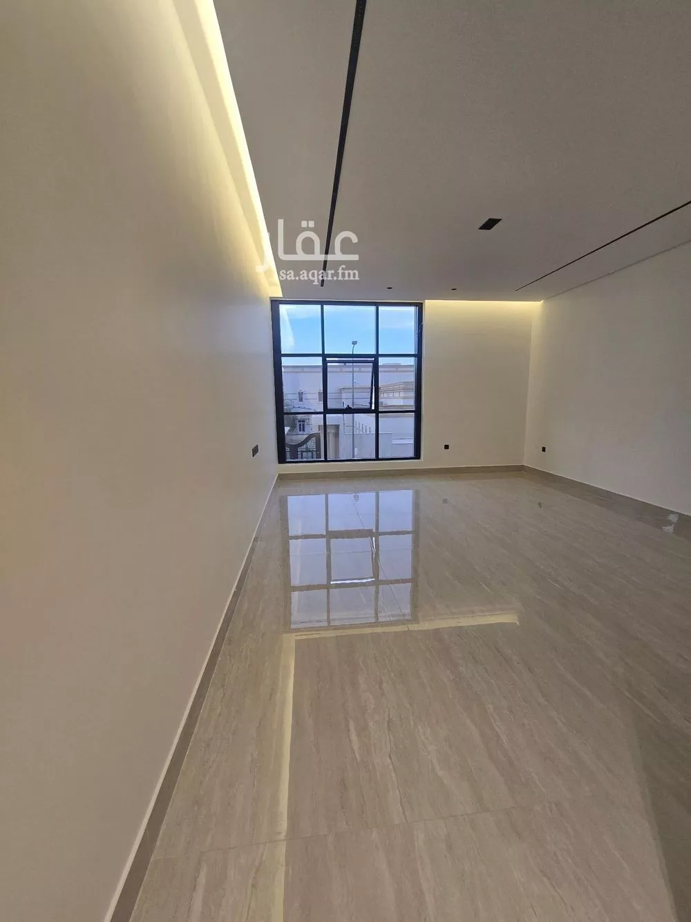 فيلا 5 غرف في النخيل 8