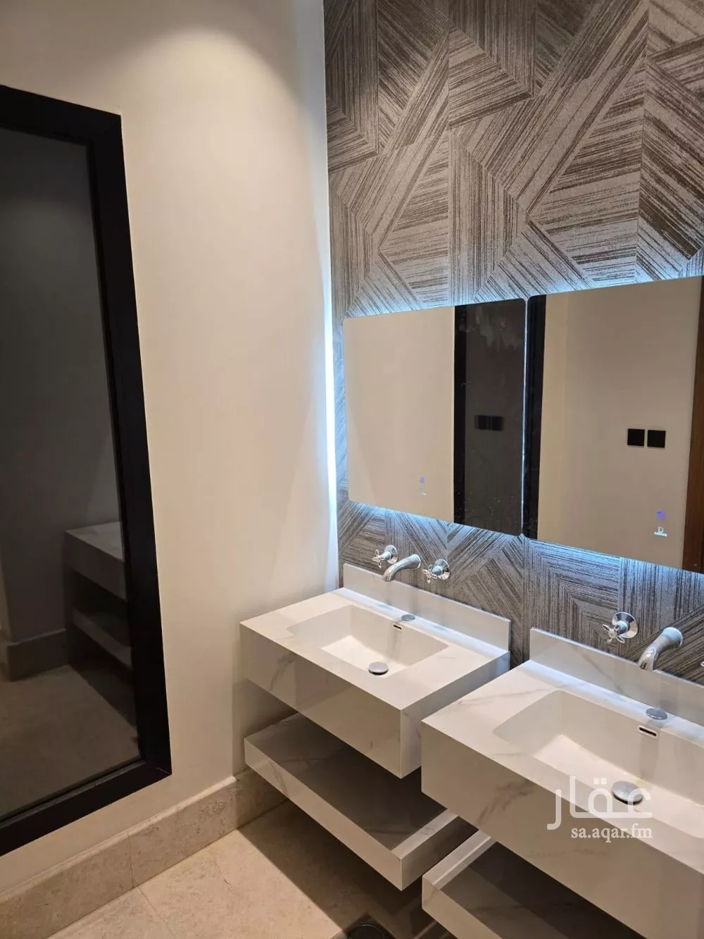 6 bedroom villa in Al Narjis 4