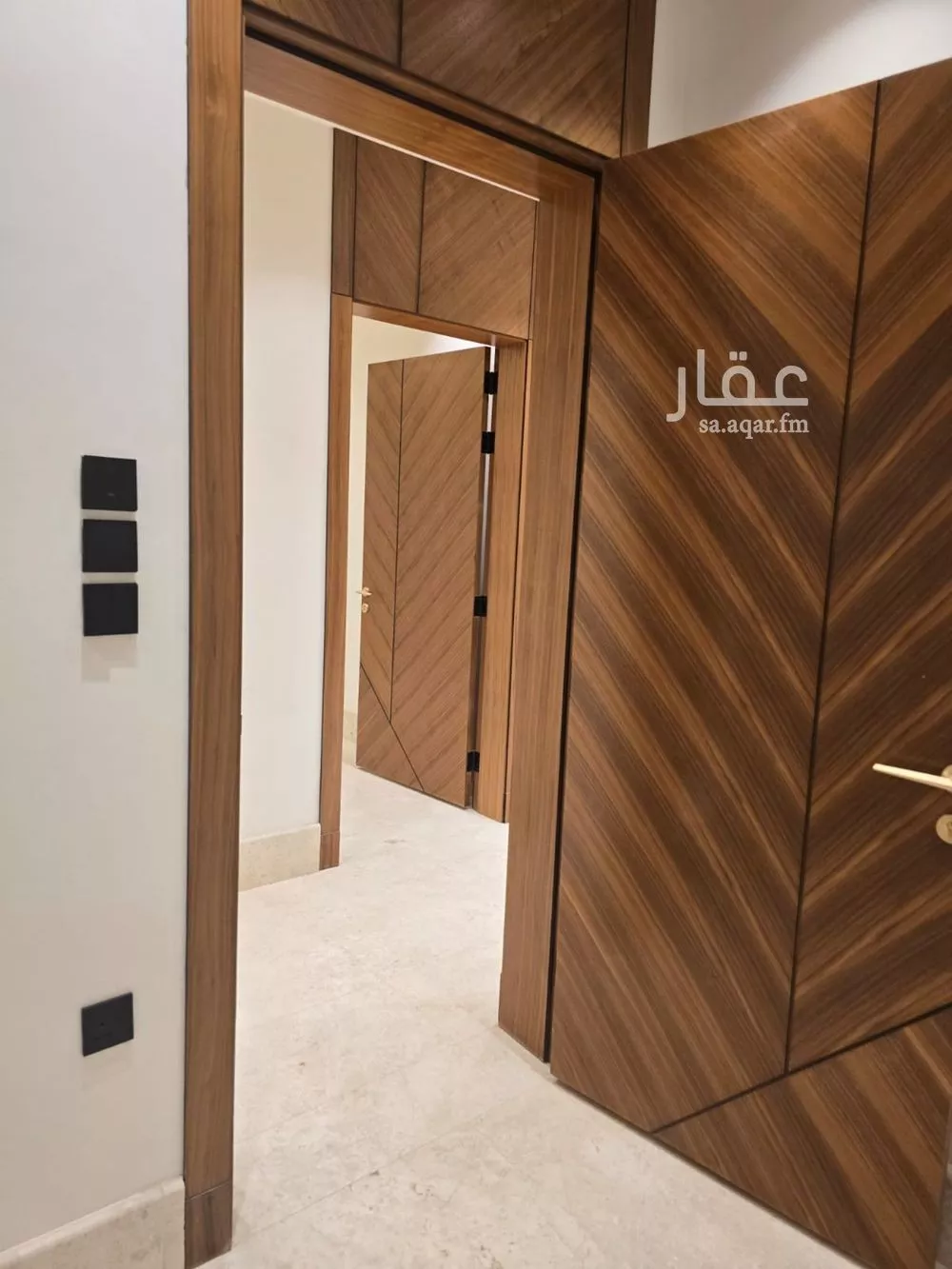 6 bedroom villa in Al Narjis 5