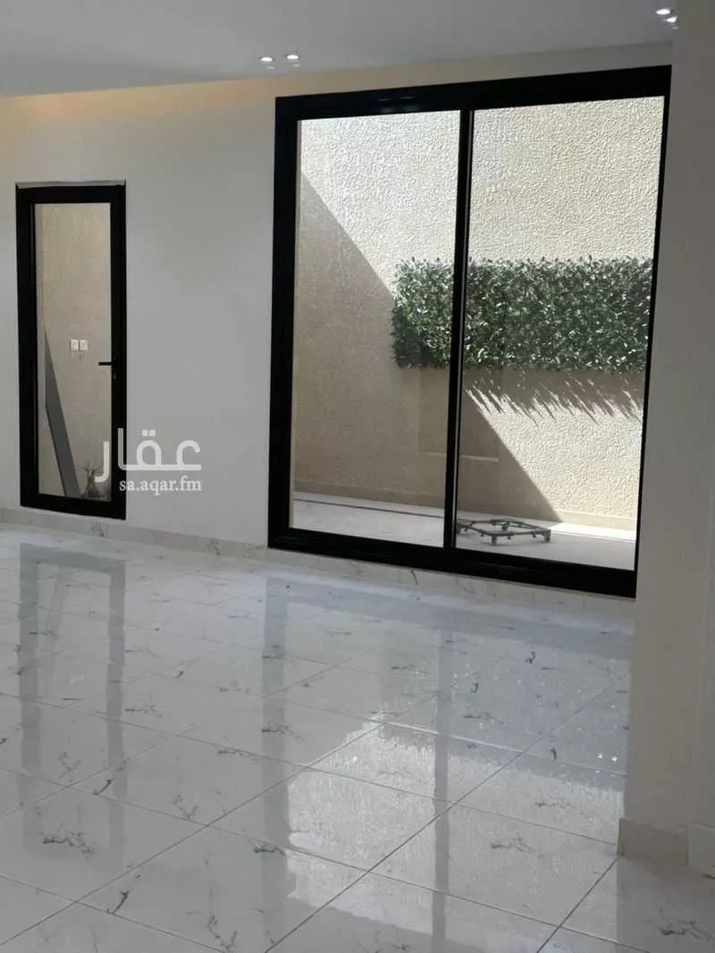 فيلا 3 غرف في العارض 2