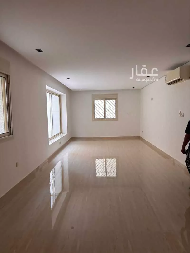 6 bedroom villa in Al Falah 12