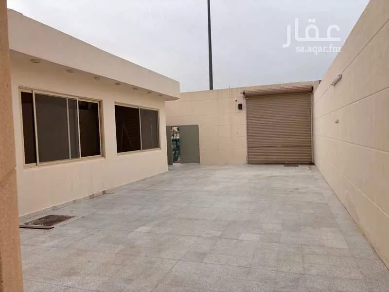 6 bedroom villa in Al Falah 14