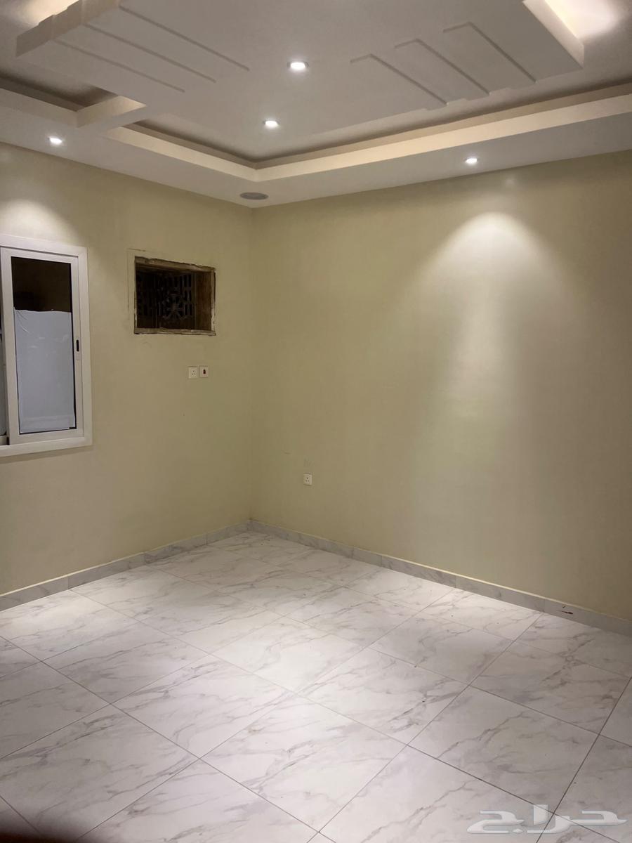 شقة 2 غرف في الحمراء 3