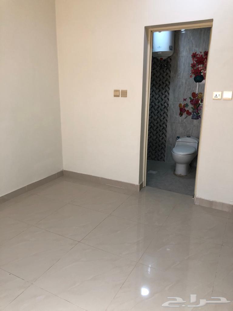 شقة 4 غرف في ضاحية الملك فهد 3