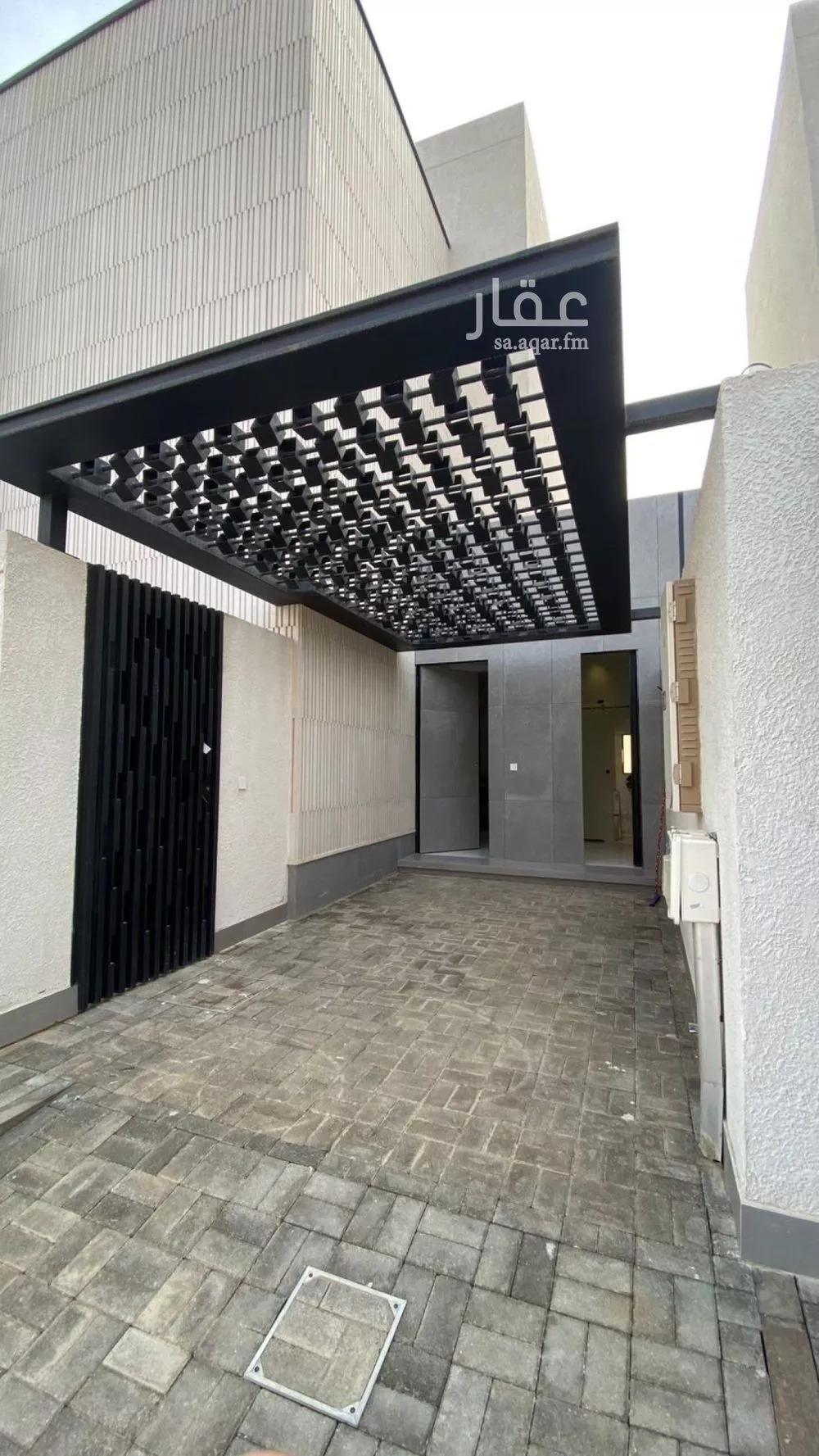 فيلا 5 غرف في العارض 2