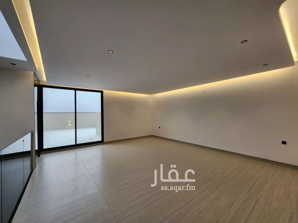 فيلا 4 غرف في العارض 2