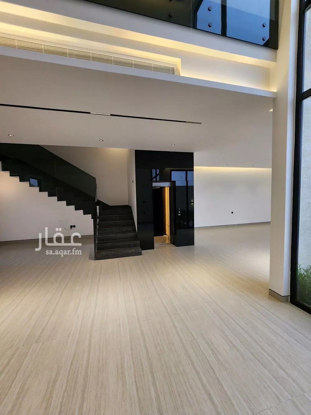 فيلا 4 غرف في العارض 21