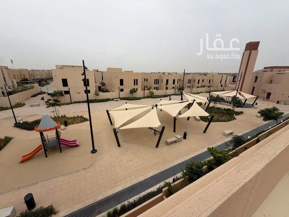 فيلا 4 غرف في المونسية 2