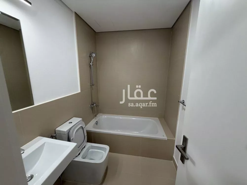 فيلا 4 غرف في المونسية 17