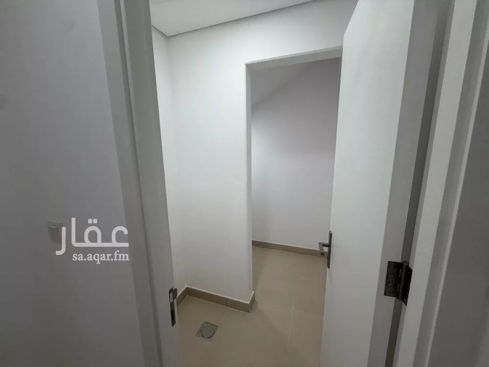 فيلا 4 غرف في المونسية 22