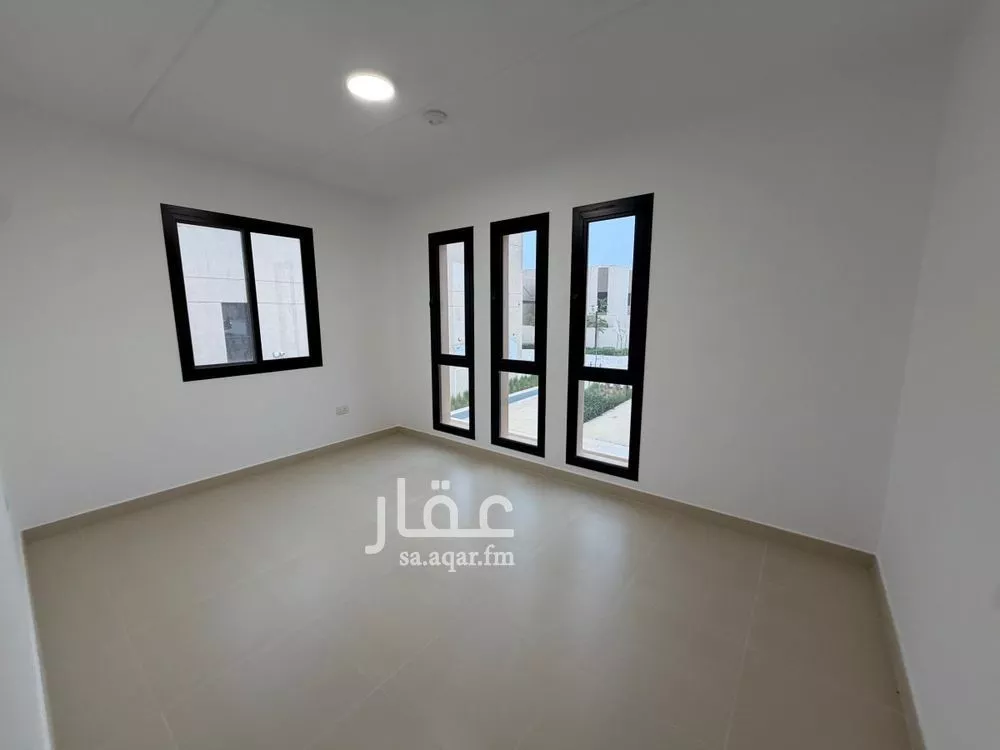 فيلا 4 غرف في المونسية 26