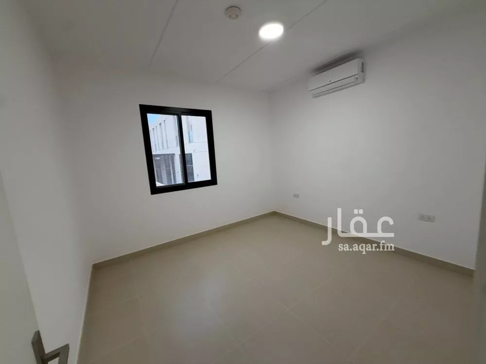 فيلا 4 غرف في المونسية 28