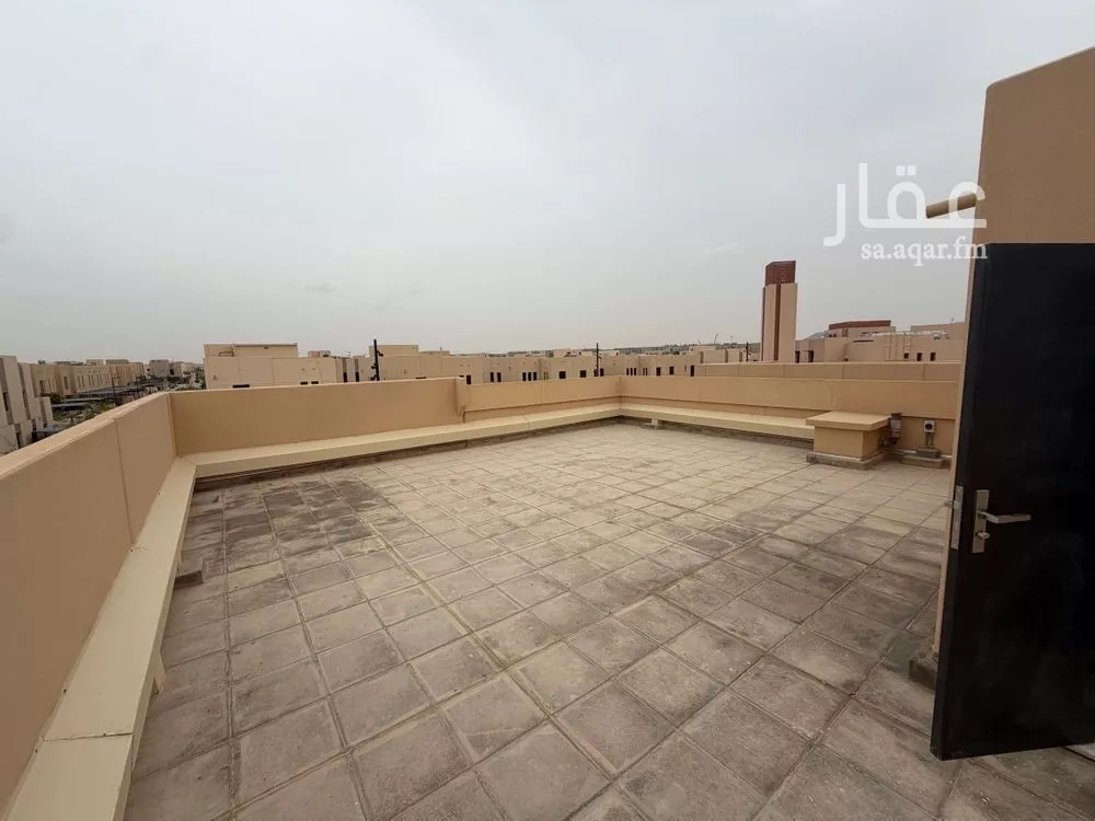 فيلا 4 غرف في المونسية 5