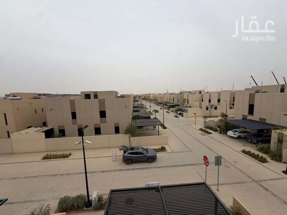 فيلا 4 غرف في المونسية 6