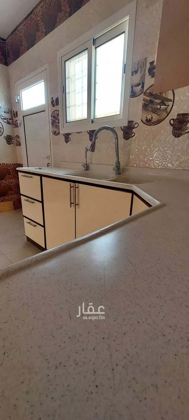 شقة 4 غرف في الفرسان 17