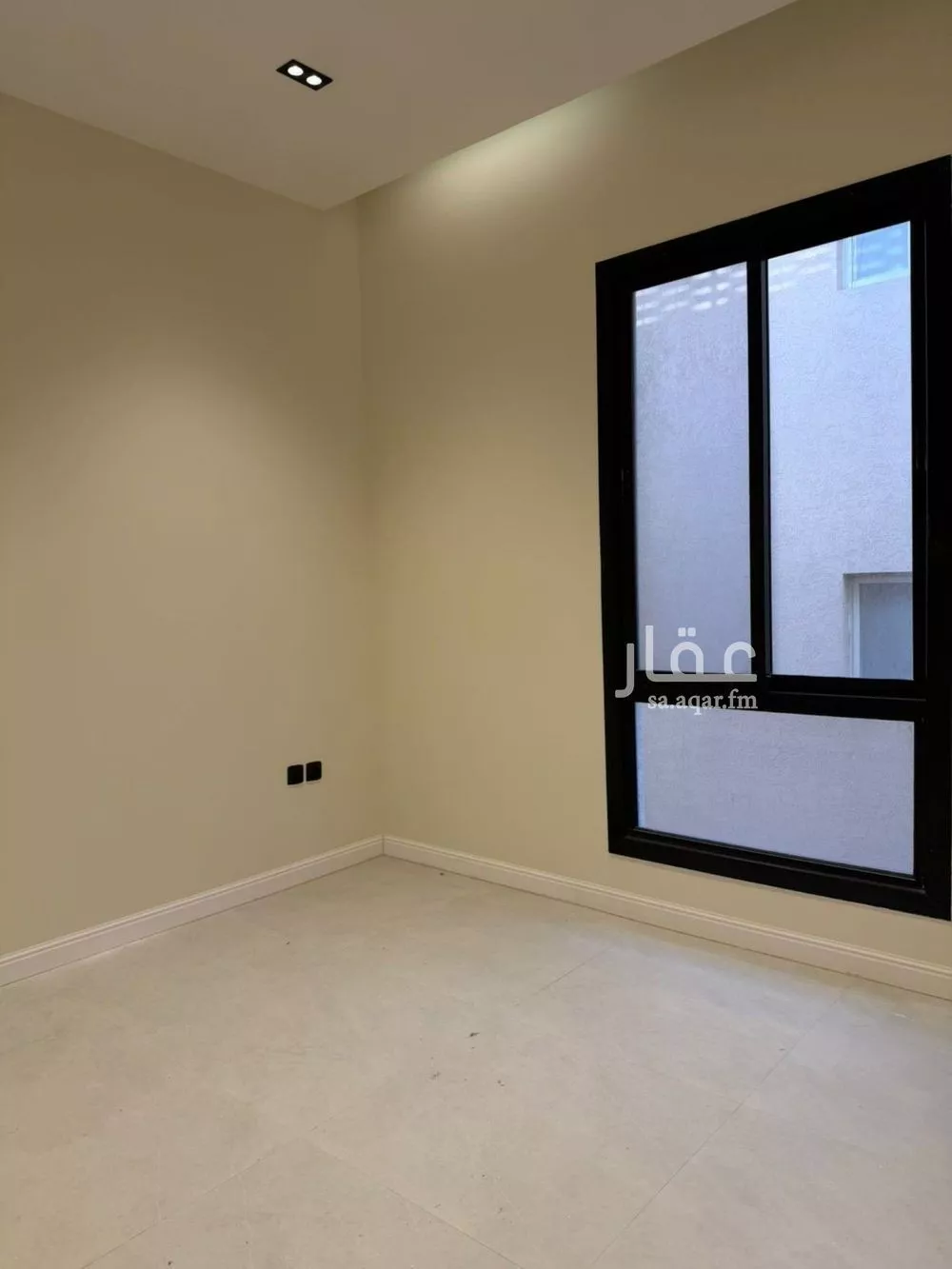 شقة 3 غرف في الملقا 3