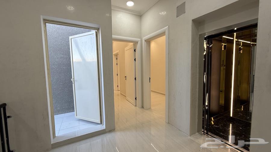 شقة 4 غرف في طيبة 7