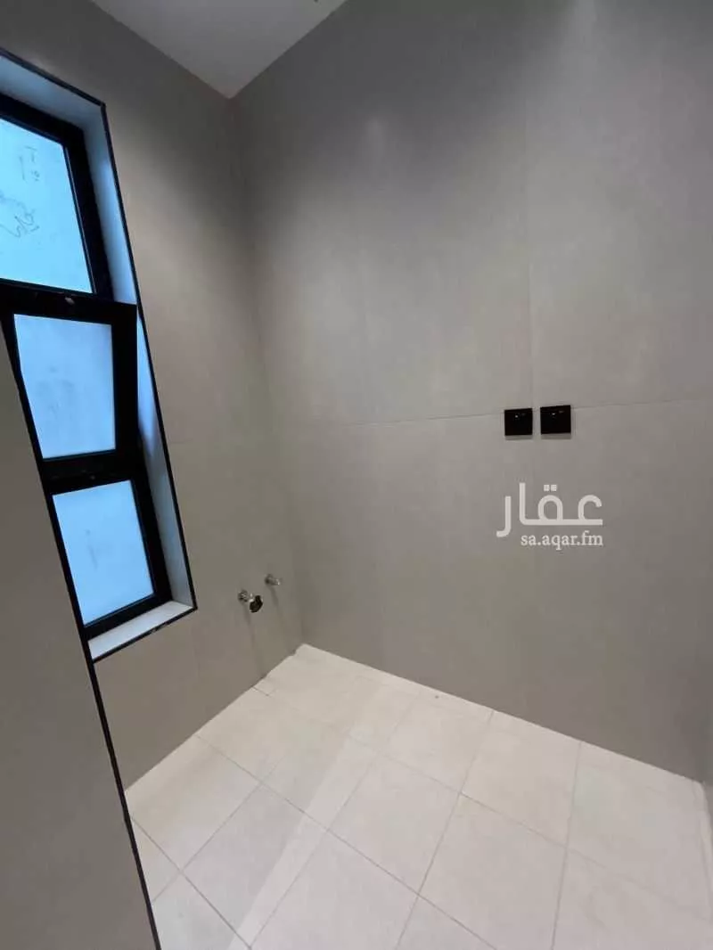 شقة 6 غرف في الجامعيين 10