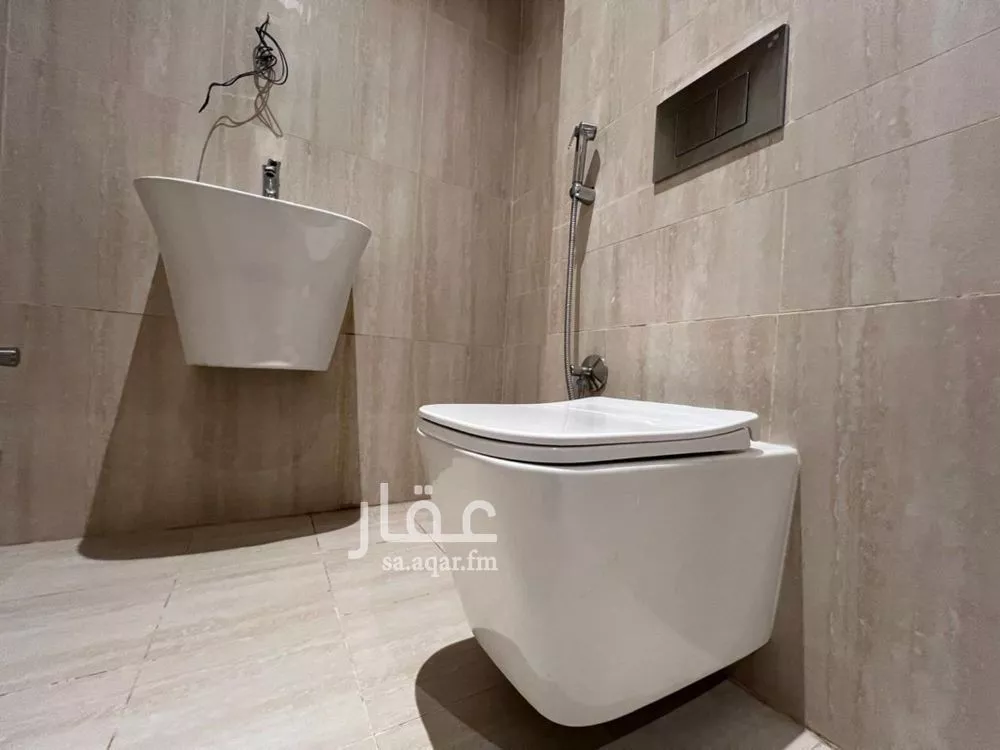 شقة 3 غرف في الرمال 12