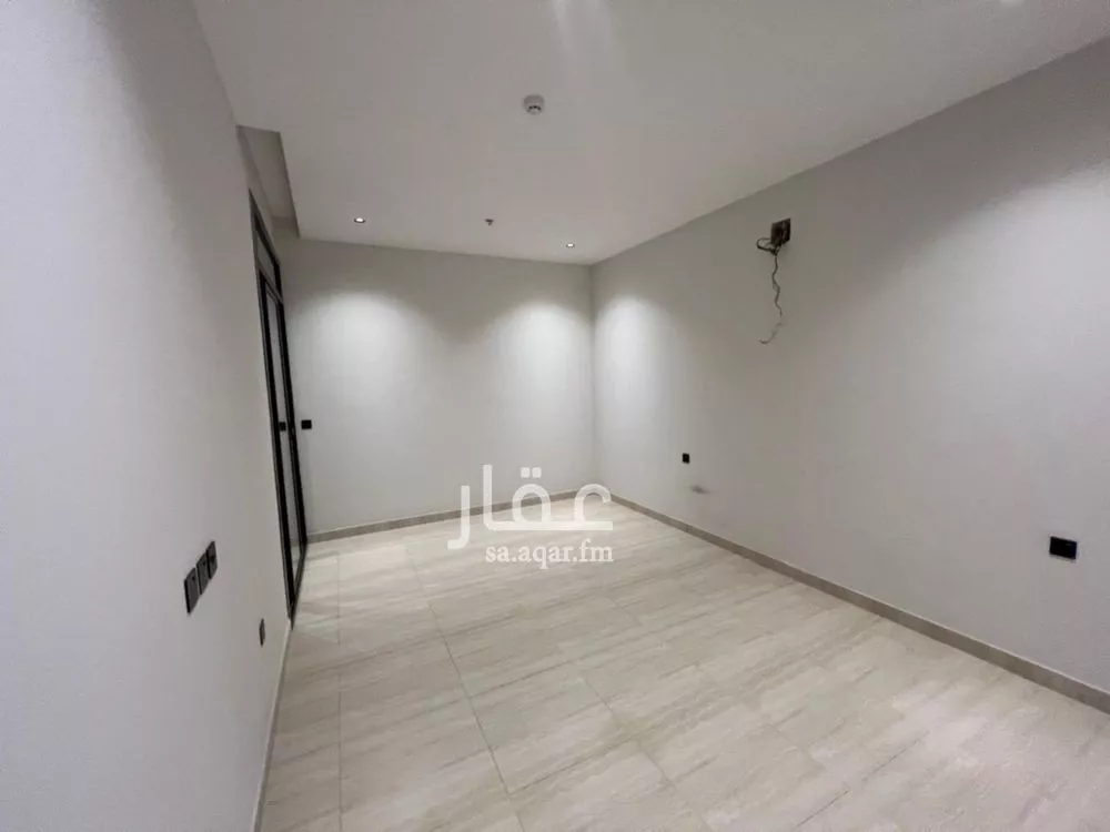 شقة 3 غرف في الرمال 3