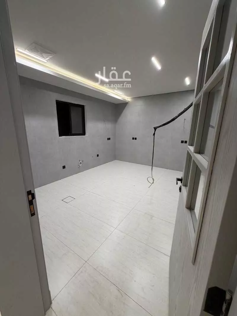 شقة 5 غرف في الشعلة 6