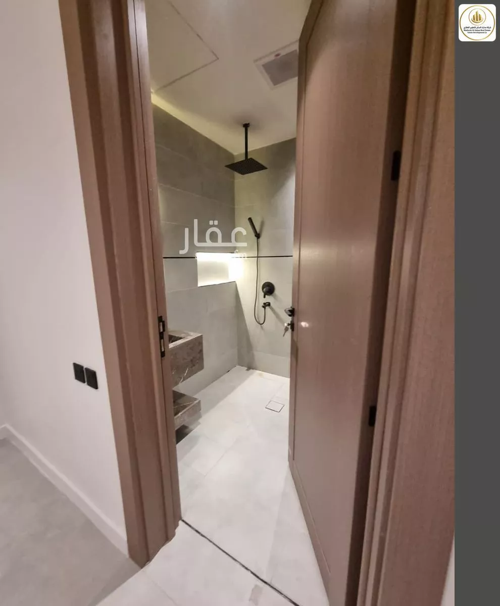 9 bedroom apartment in Al Narjis 3