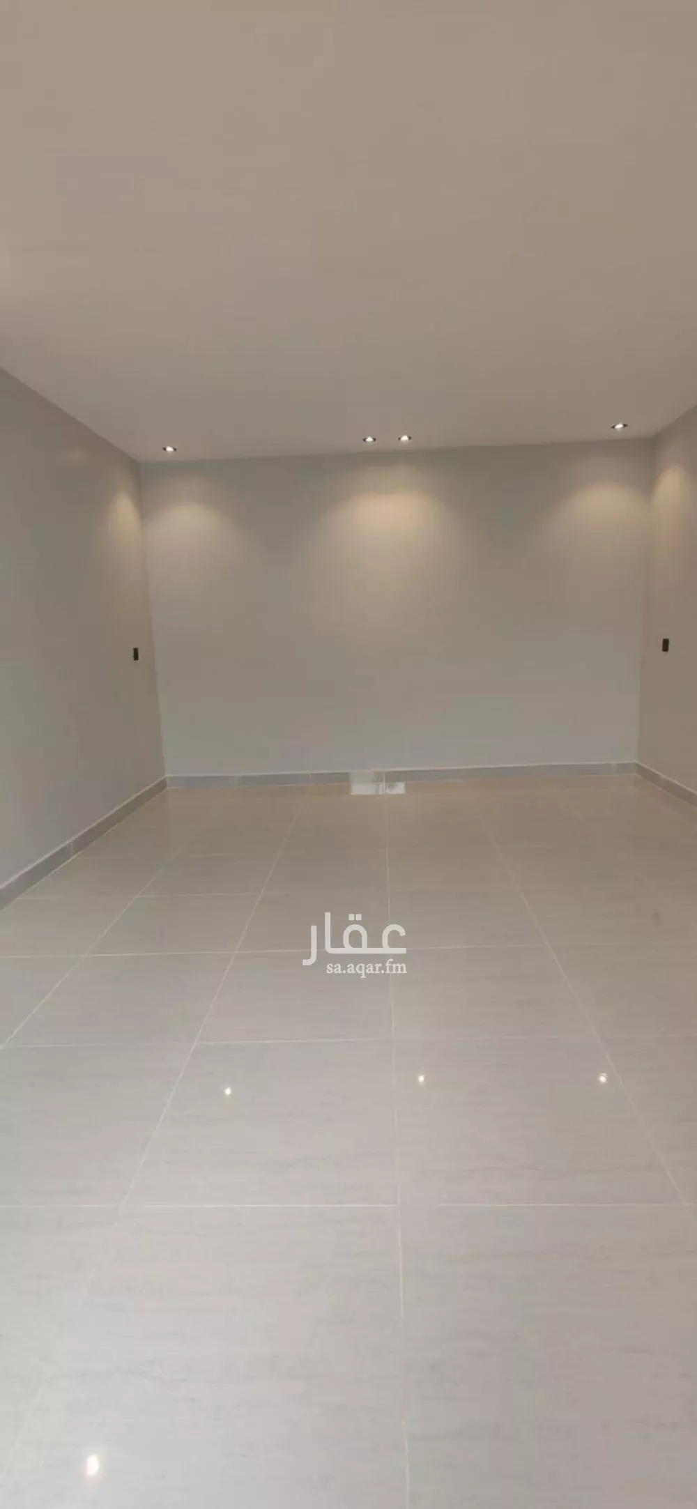 شقة 2 غرف في المربع 13