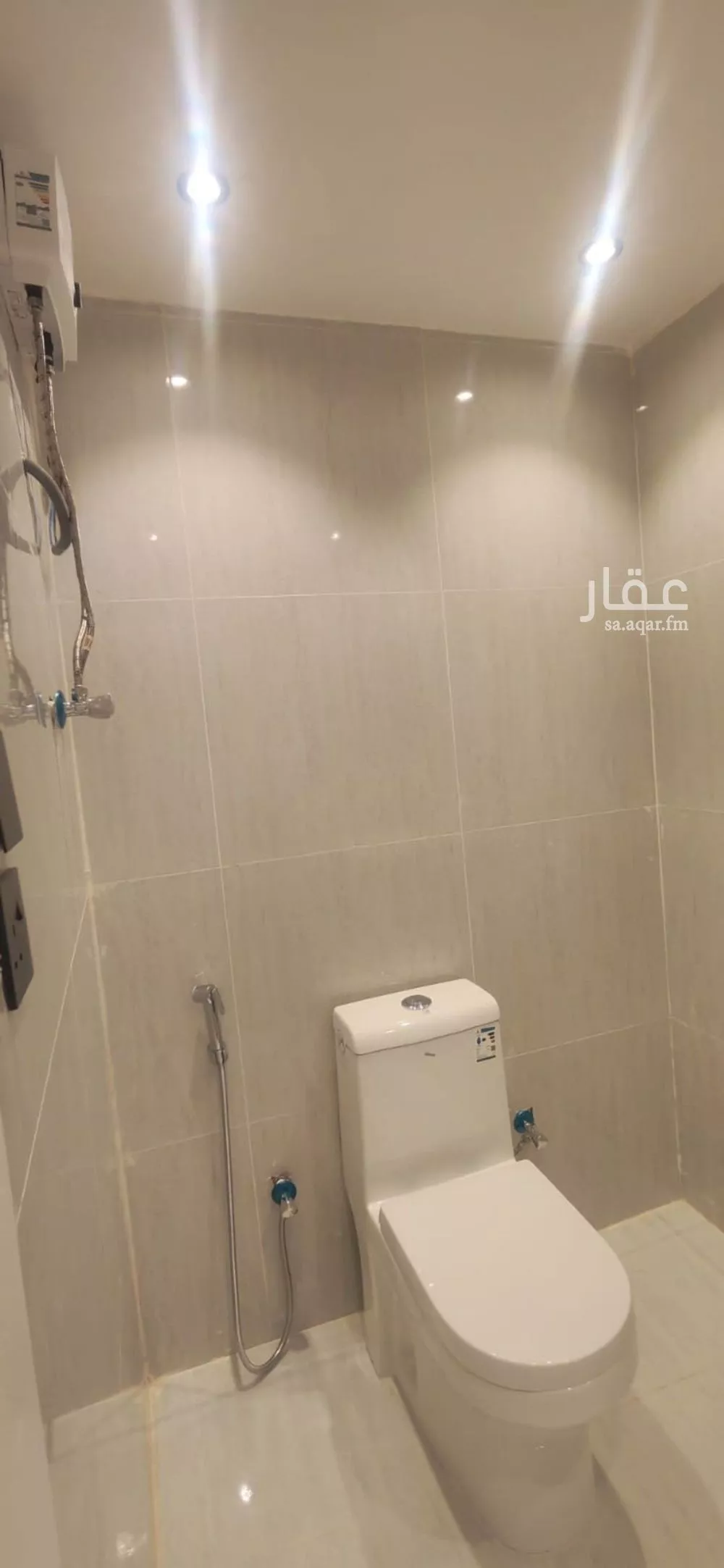 شقة 2 غرف في المربع 9