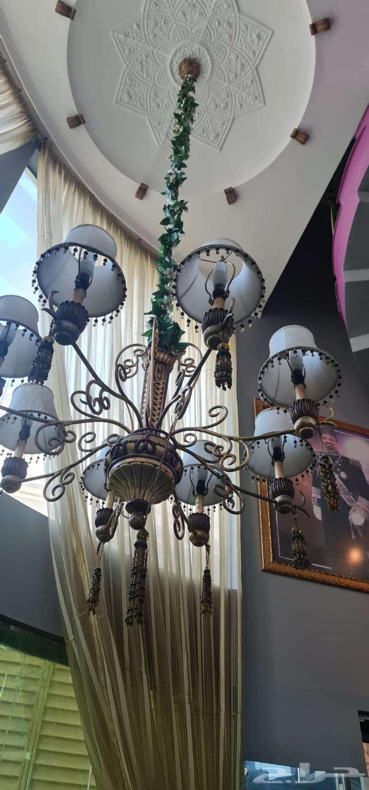 فيلا 10 غرف في الكورنيش 21