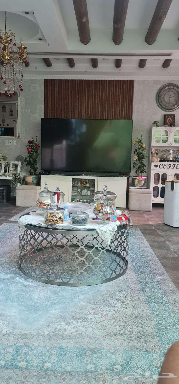 فيلا 10 غرف في الكورنيش 22