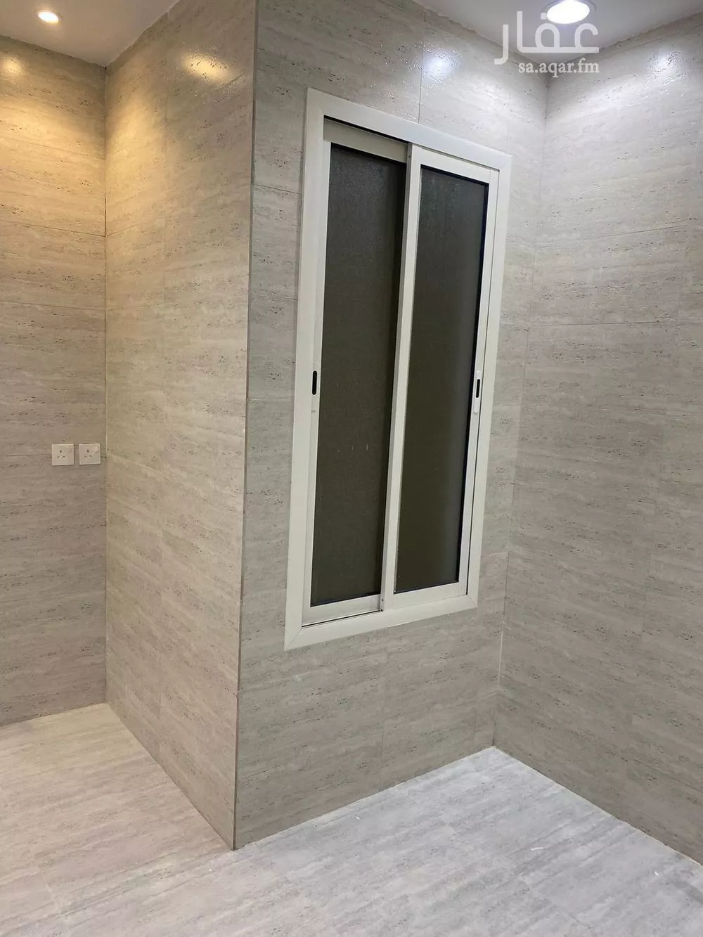 شقة 5 غرف في عكاظ 3