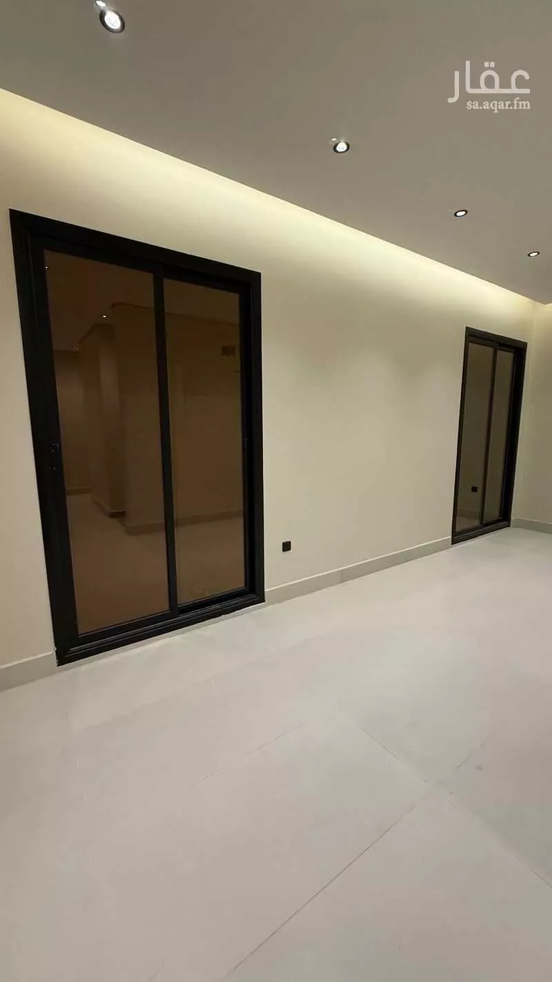 4 bedroom villa in Al Aridh 11