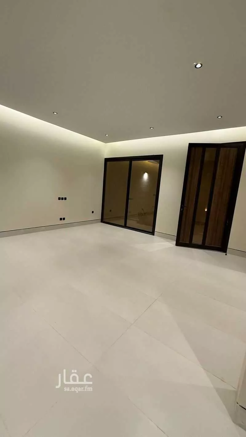 4 bedroom villa in Al Aridh 16