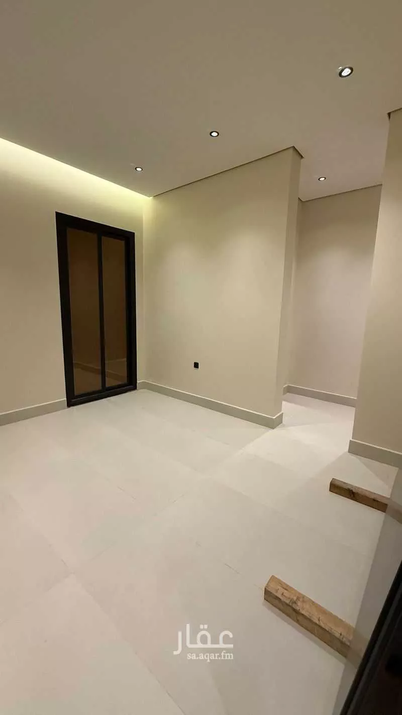 4 bedroom villa in Al Aridh 17