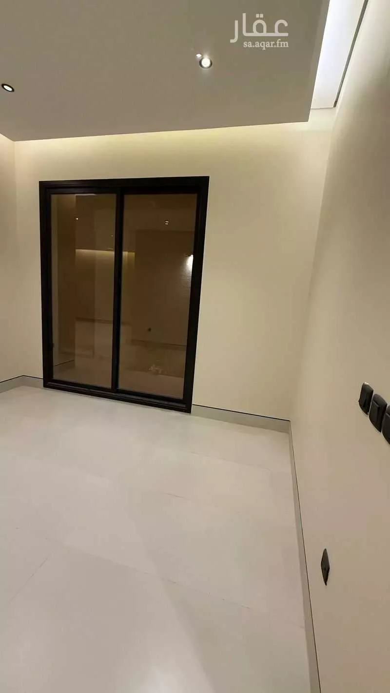 4 bedroom villa in Al Aridh 5