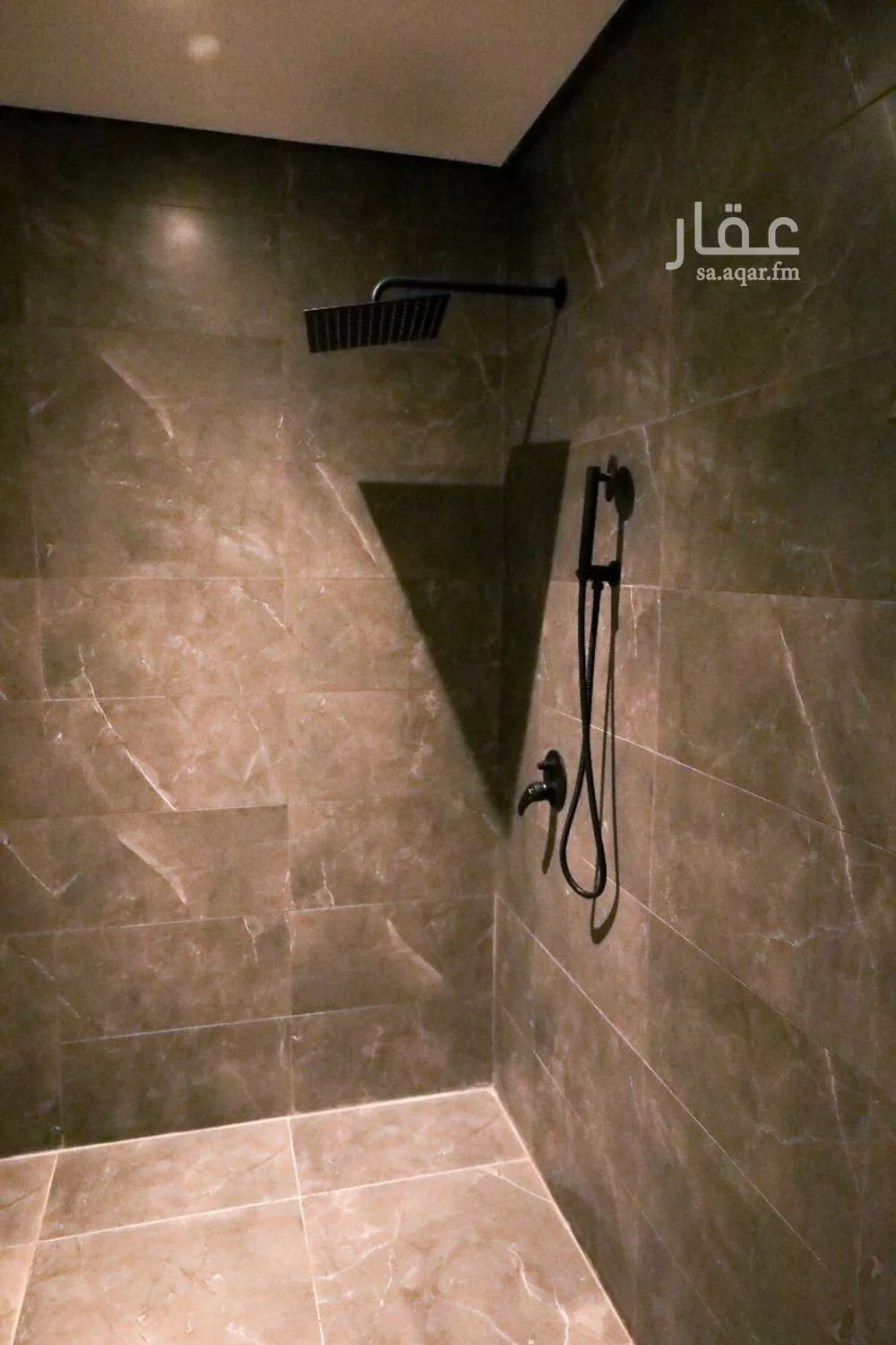 3 bedroom apartment in Hittin 6