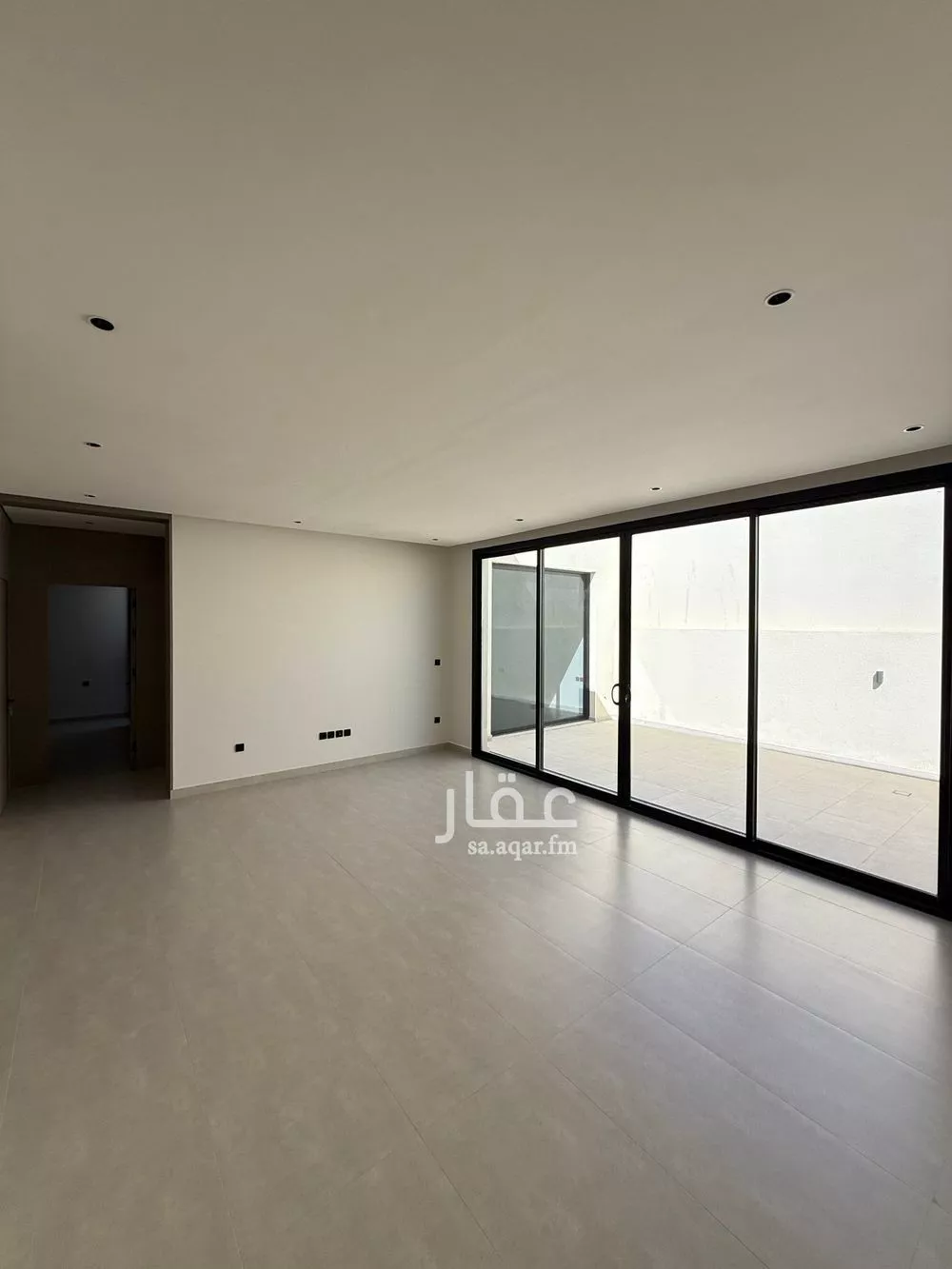 شقة 2 غرف في النرجس 4