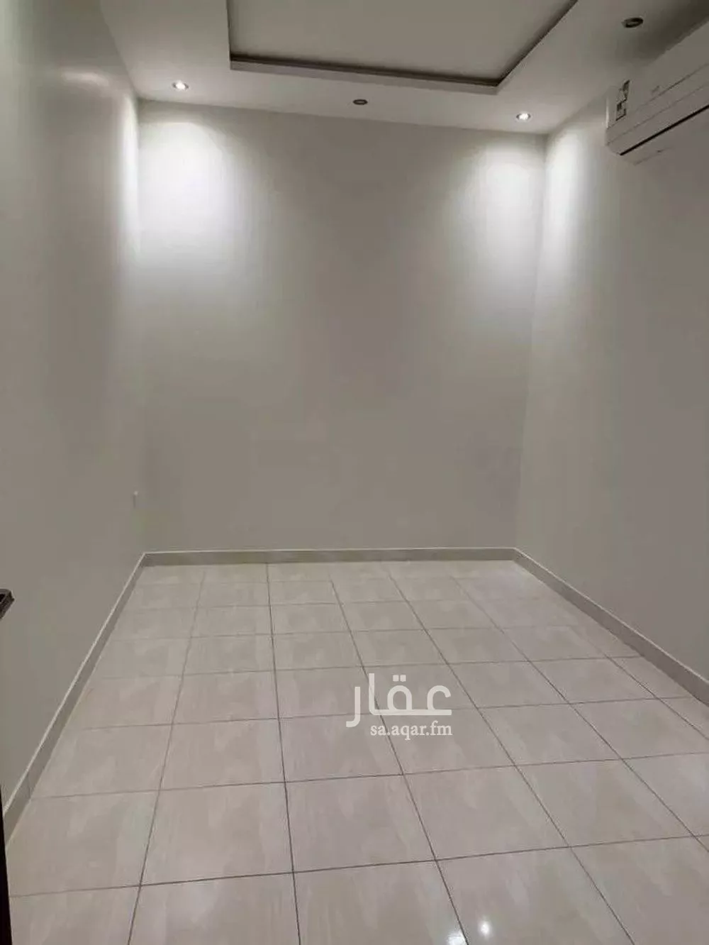 شقة 3 غرف في العارض 4