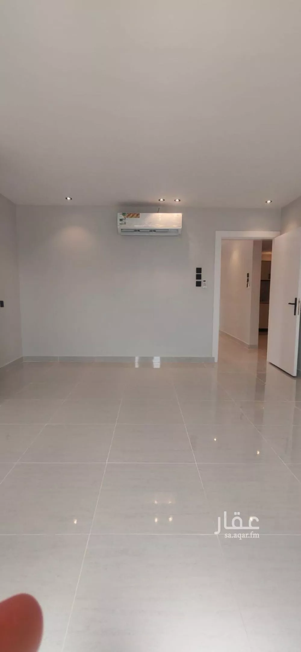 شقة 1 غرف في المربع 9