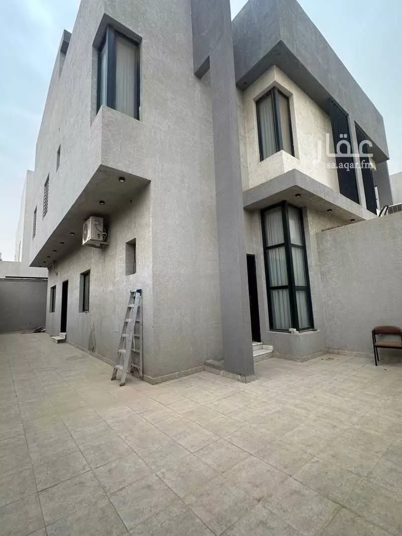 فيلا 7 غرف في المهدية 6