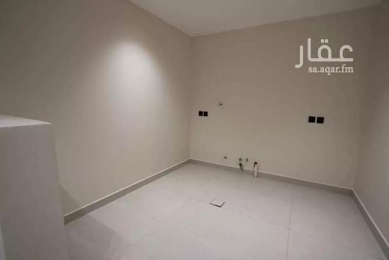 4 bedroom villa in Al Farouq 13