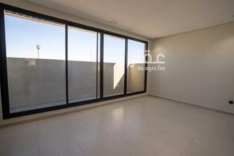 4 bedroom villa in Al Farouq 9