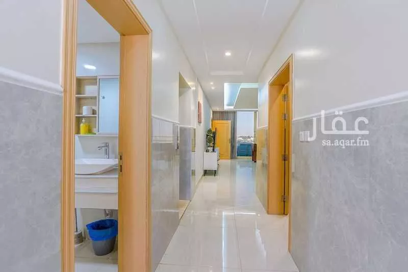 فيلا 5 غرف في الزمرد 13