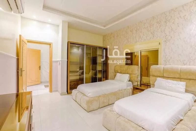 فيلا 5 غرف في الزمرد 15